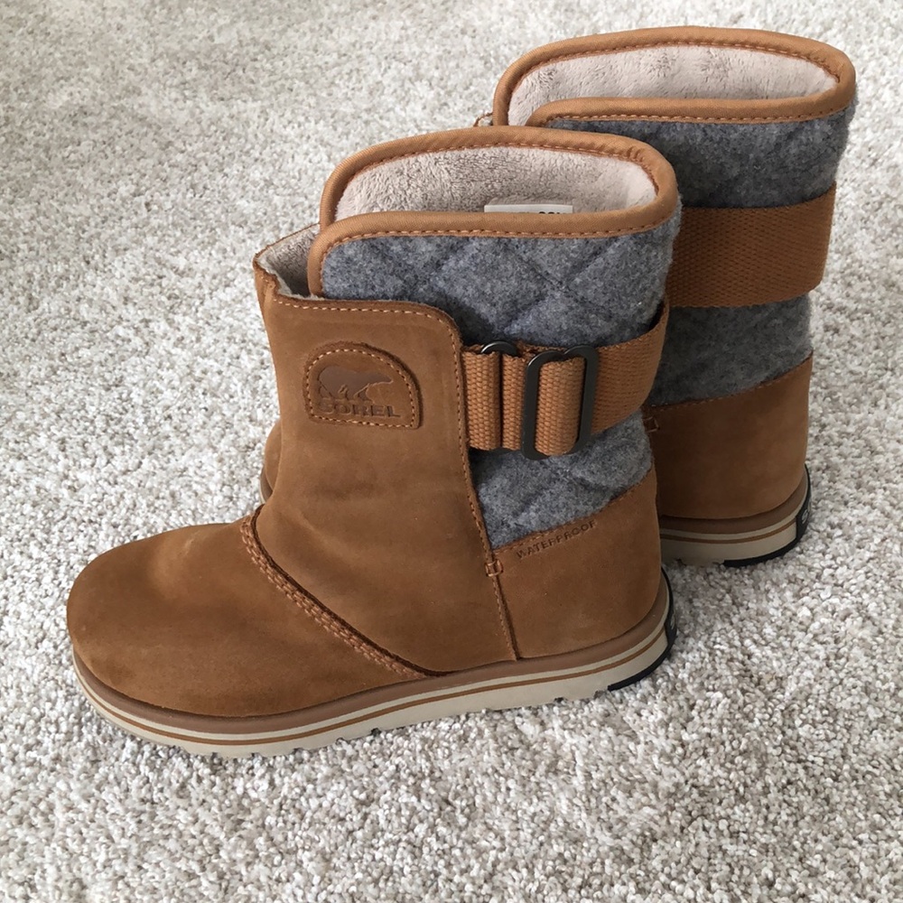 Sorel Tan Quilted Ankle Boots - Picture 2 of 8